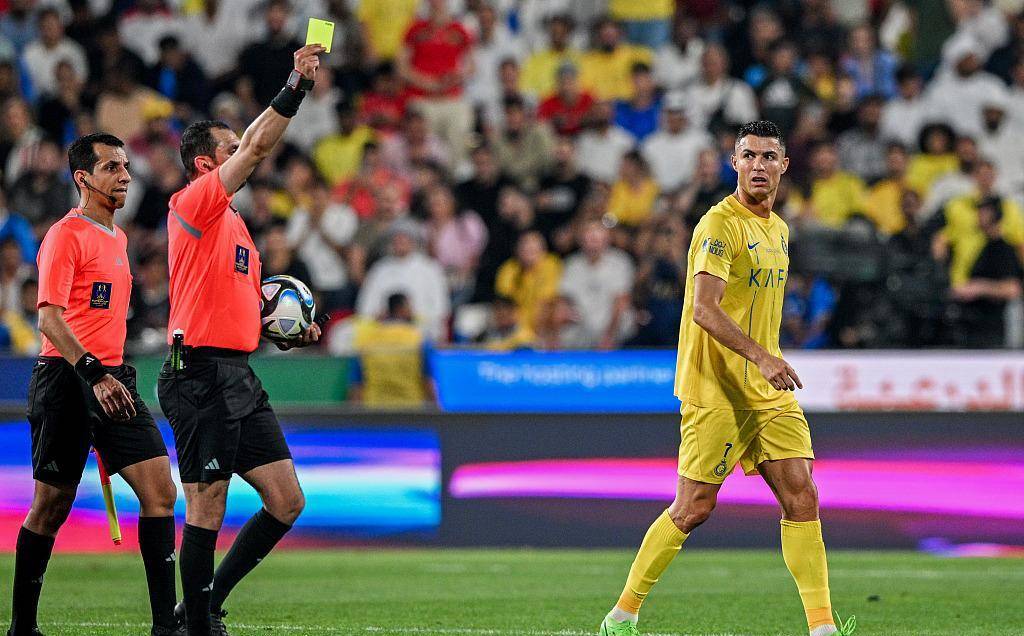 开云官网-C罗在快船比赛中比赛规则变更，晋级下一阶段引发热议！比赛高潮迭起的简单介绍